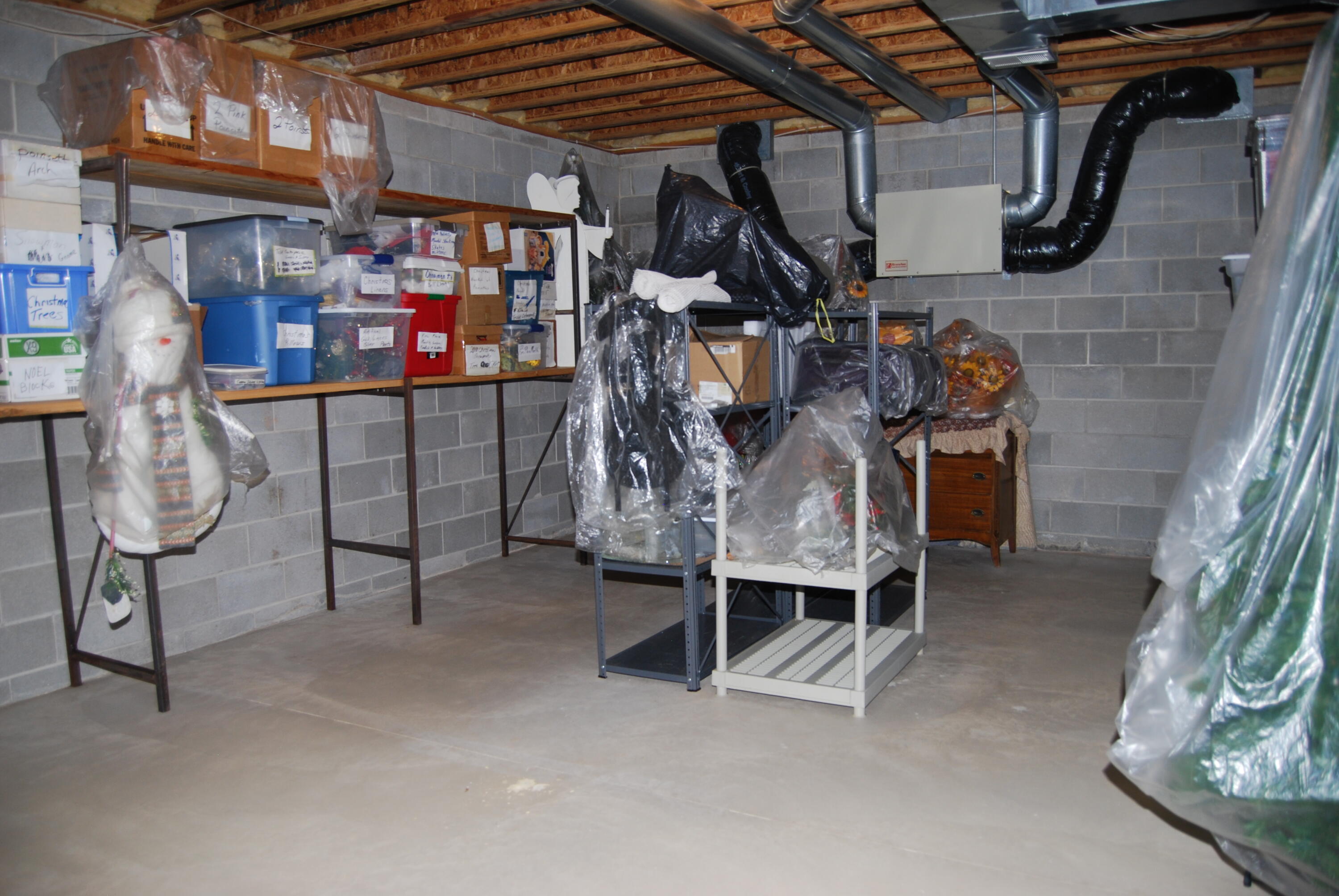 N6715 County Rd I Fredonia, WI 53021 - Photo 46 of 61 Hepa filter in storage area