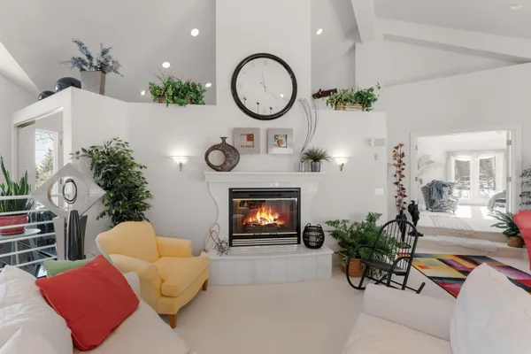 $979,850 | N6715 County Rd I, Fredonia, WI 53021