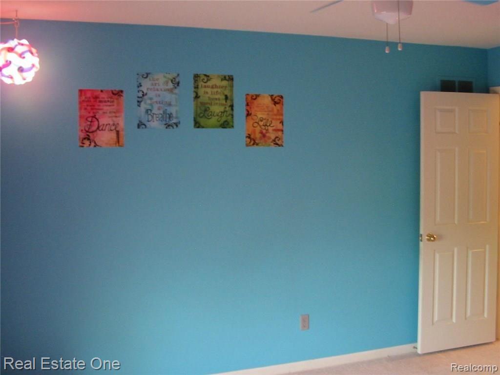 6765 Poppleton Road Canton, MI 48187 - Photo 63 of 99 IMG_5305.JPG