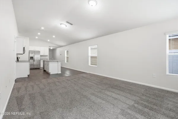 $2,000 | 7862 Meadow Walk Lane, Jacksonville, FL 32256