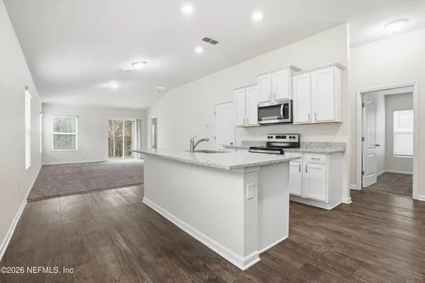 $2,000 | 7862 Meadow Walk Lane, Jacksonville, FL 32256