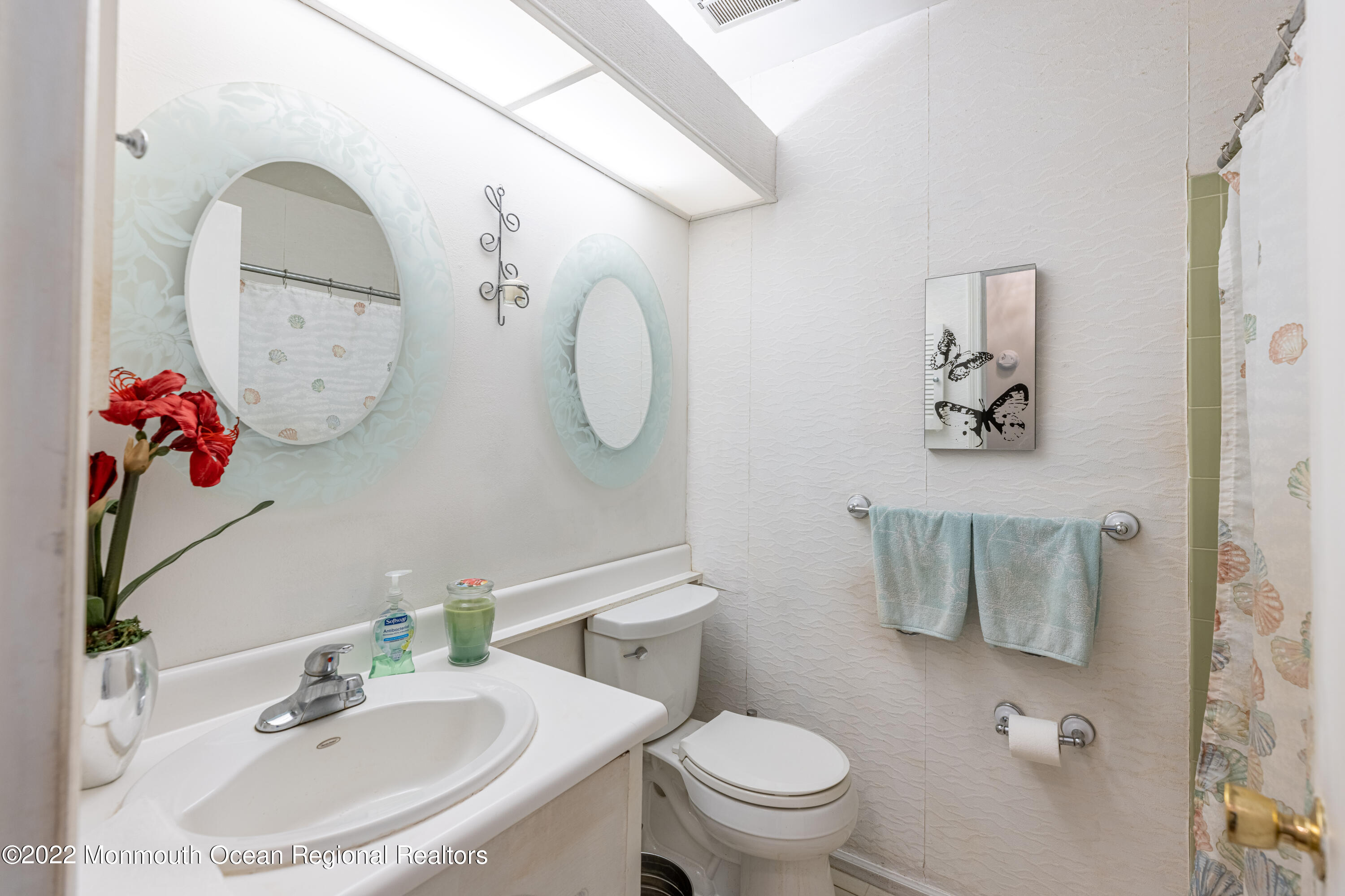 18 Hampton Drive Jackson, NJ 08527 - Photo 11 of 15 12