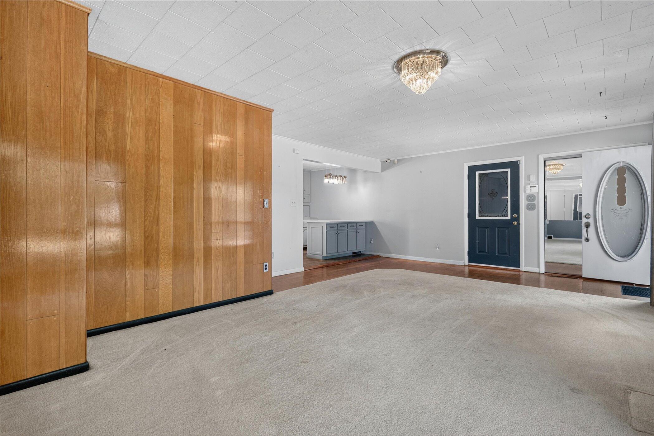 1051 Sylvan Road Benton Harbor, MI 49022 - Photo 7 of 48 11-1051-Sylvan-Rd-Benton-Harbor-MI-49022