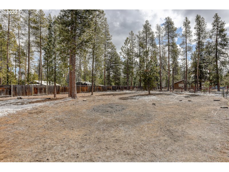 152049 Conestoga Road La Pine, OR 97739 - Photo 27 of 32 Gallery Image 27