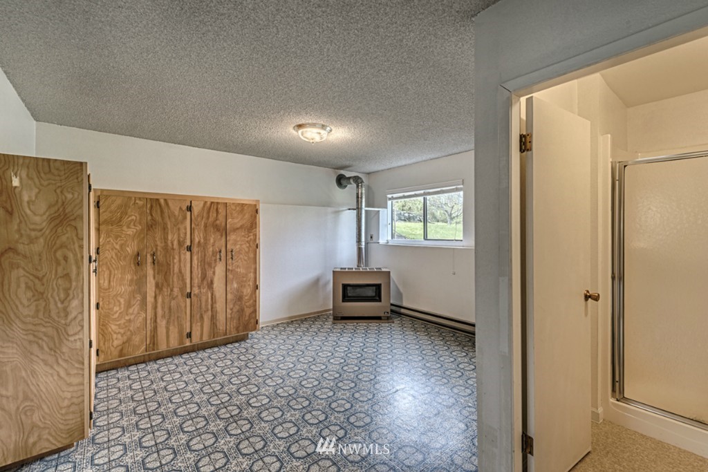 3814 R Avenue Anacortes, WA 98221 - Photo 15 of 19 Gallery Image 15