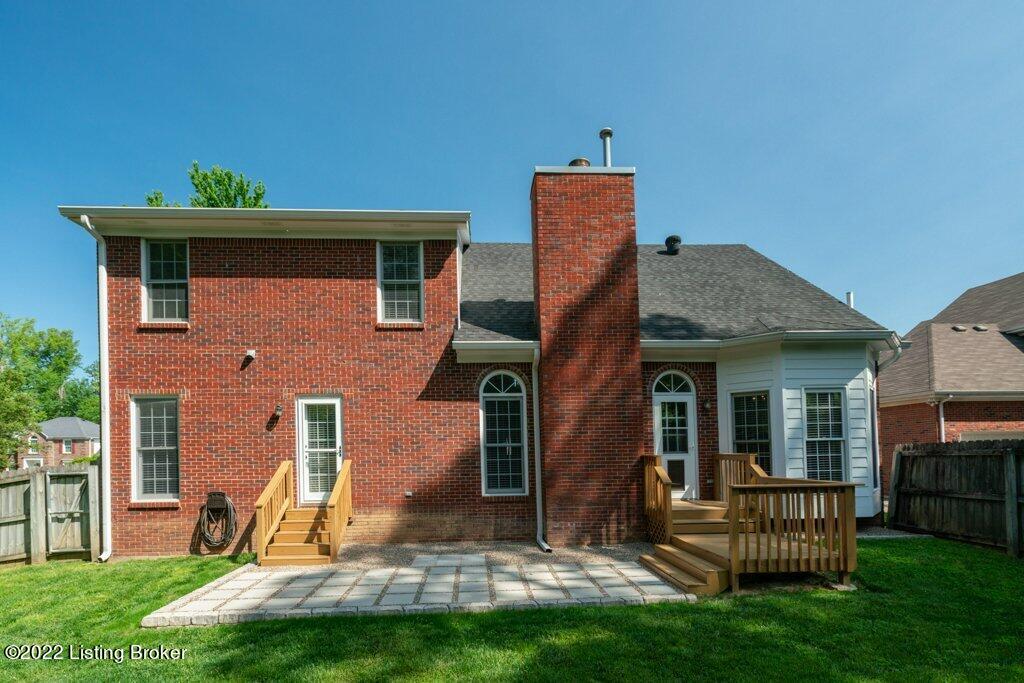 10426 Edgewater Road Louisville, KY 40223 - Photo 28 of 35 patio with deck