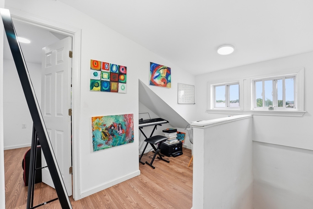 161 New Bridge Street West Springfield, MA 01089 - Photo 25 of 38