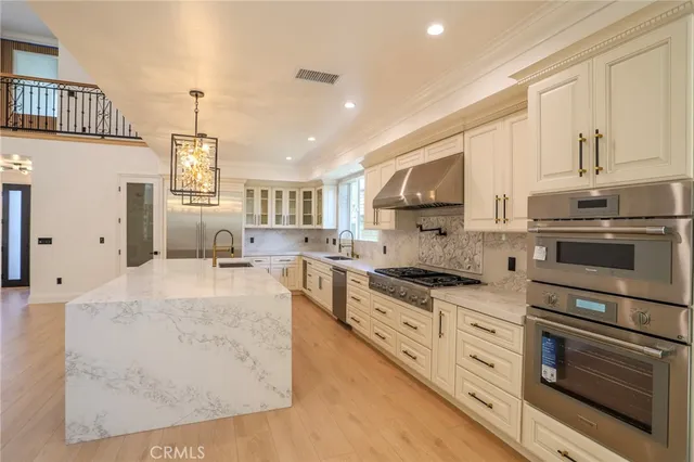 $3,899,000 | 21861 Vacation Lane, Huntington Beach, CA 92646