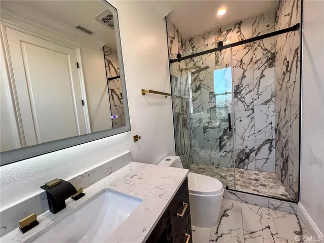 $3,899,000 | 21861 Vacation Lane, Huntington Beach, CA 92646