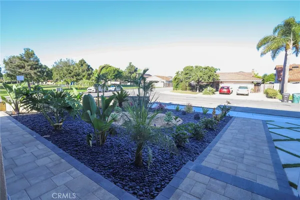$3,489,000 | 21861 Vacation Lane, Huntington Beach, CA 92646