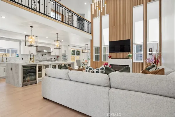 $3,489,000 | 21861 Vacation Lane, Huntington Beach, CA 92646