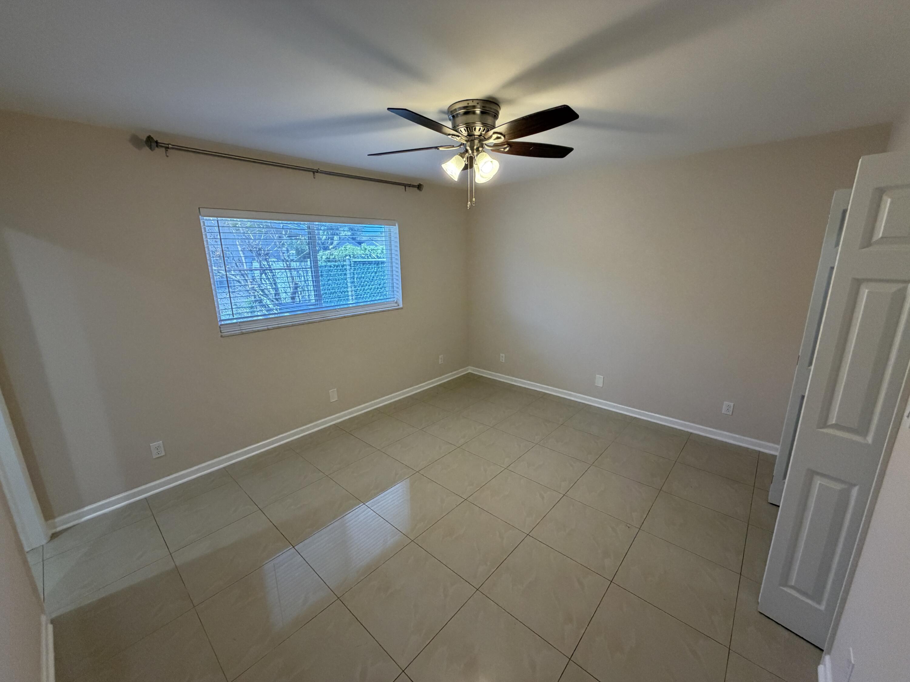 499 West Conference Drive Boca Raton, FL 33486 - Photo 14 of 24 IMG_1768