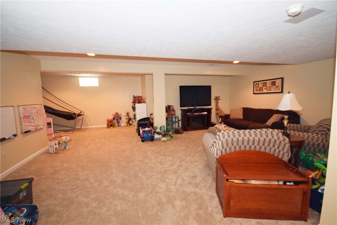 4180 Whitestone Road Kent, OH 44240 - Photo 28 of 35 Gallery Image 28