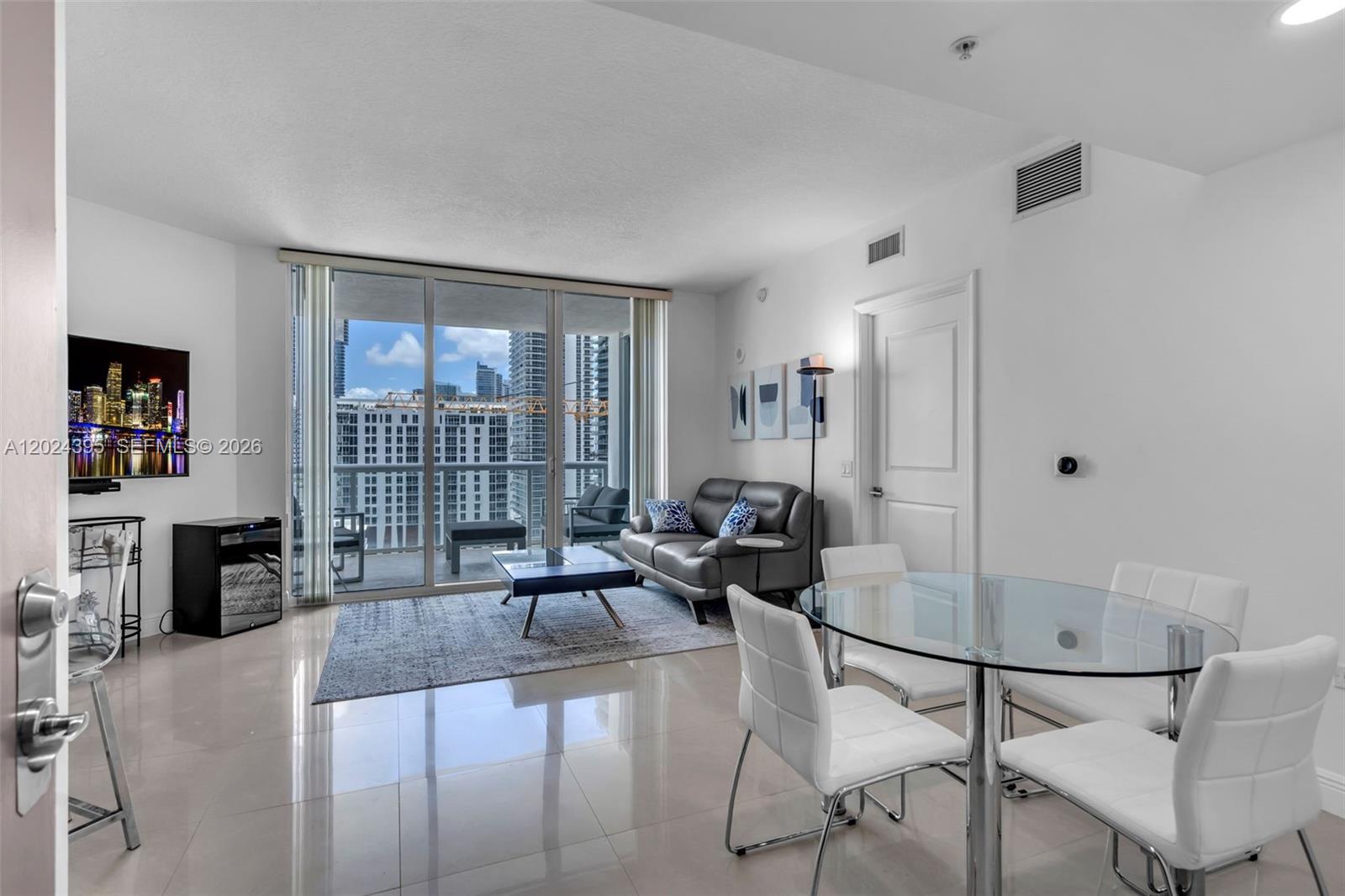 480 Northeast 30th Street, Unit 1703 Miami, FL 33137 - Photo 4 of 35