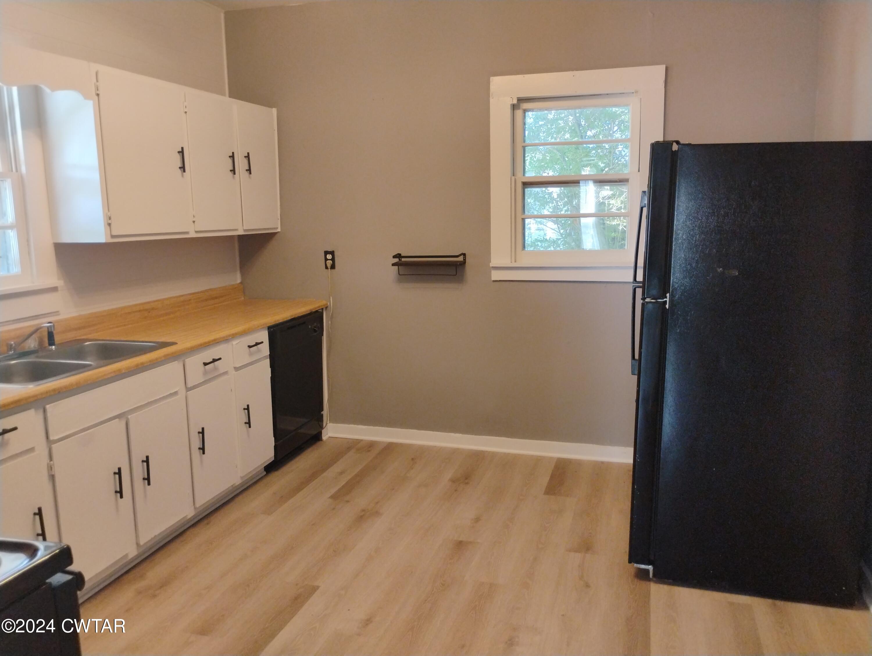 191 Spring Street Lexington, TN 38351 - Photo 5 of 11 IMG_20240905_103632016
