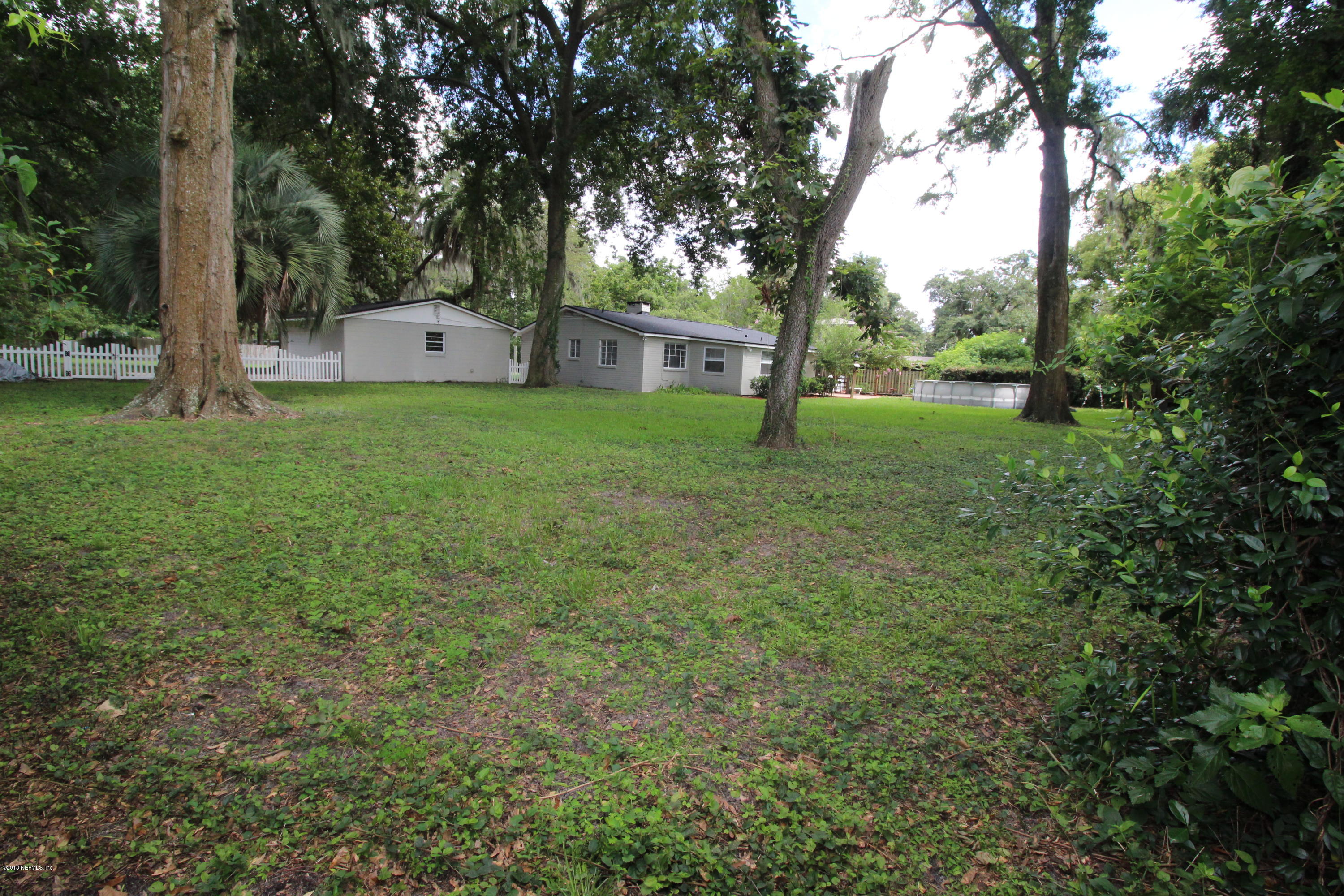 152 Sandra Road Jacksonville, FL 32211 - Photo 26 of 26 Larg backyard