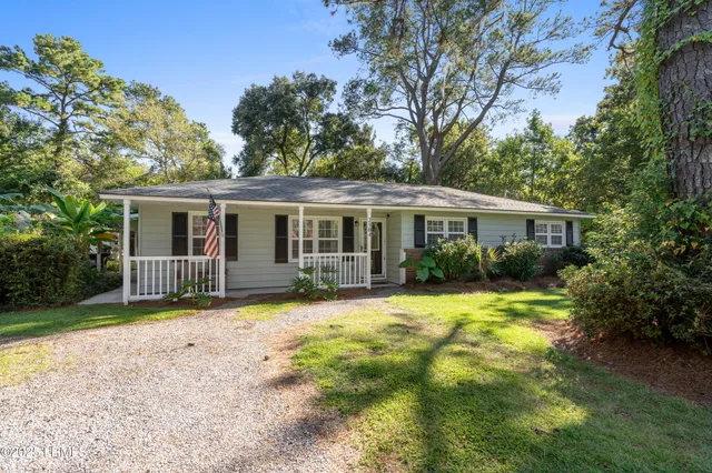 $415,000 | 2504 State Rd S-7-276, Beaufort, SC 29902