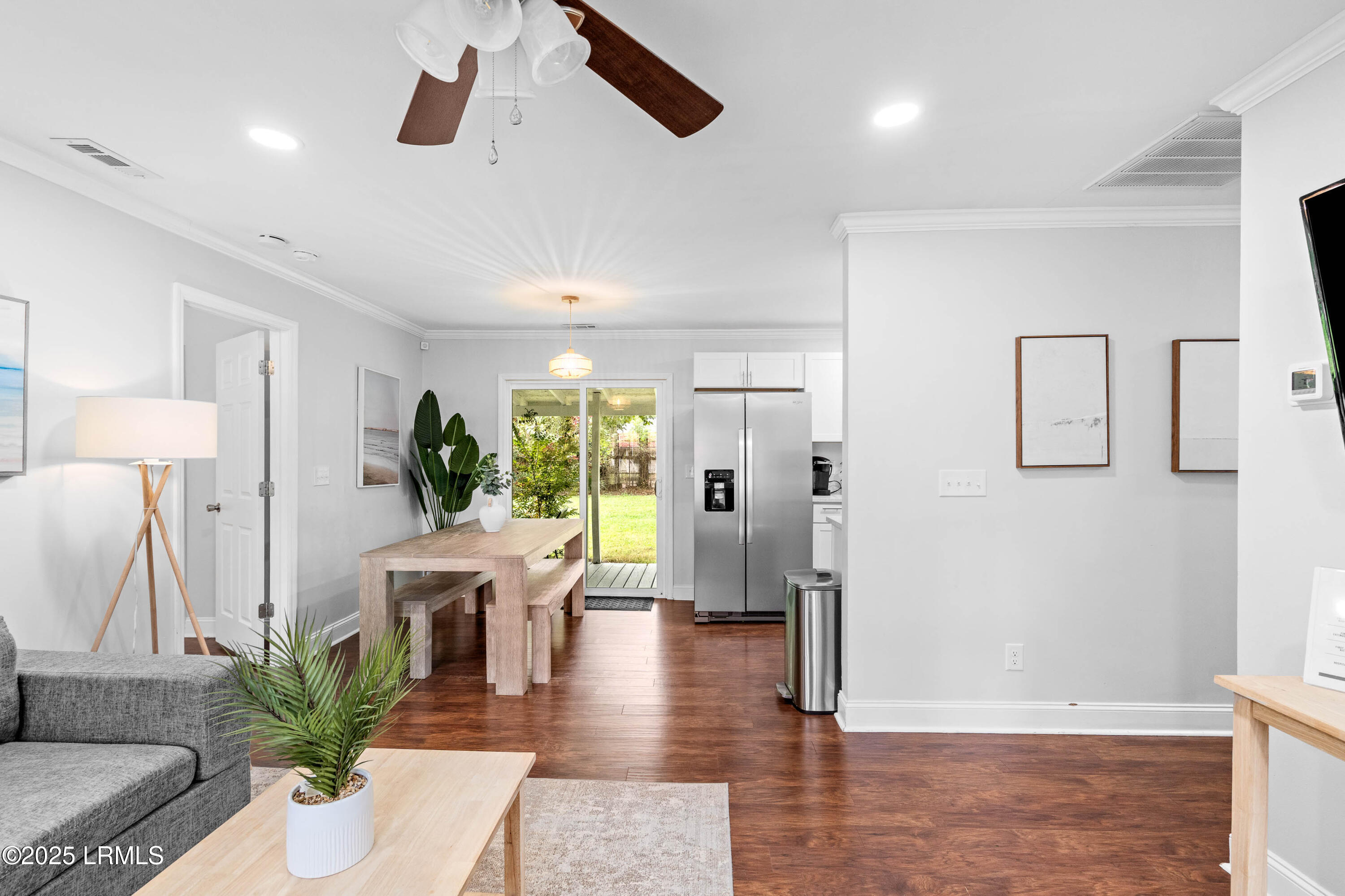 2504 State Rd S-7-276 Beaufort, SC 29902 - Photo 10 of 37 2504 Duncan-10