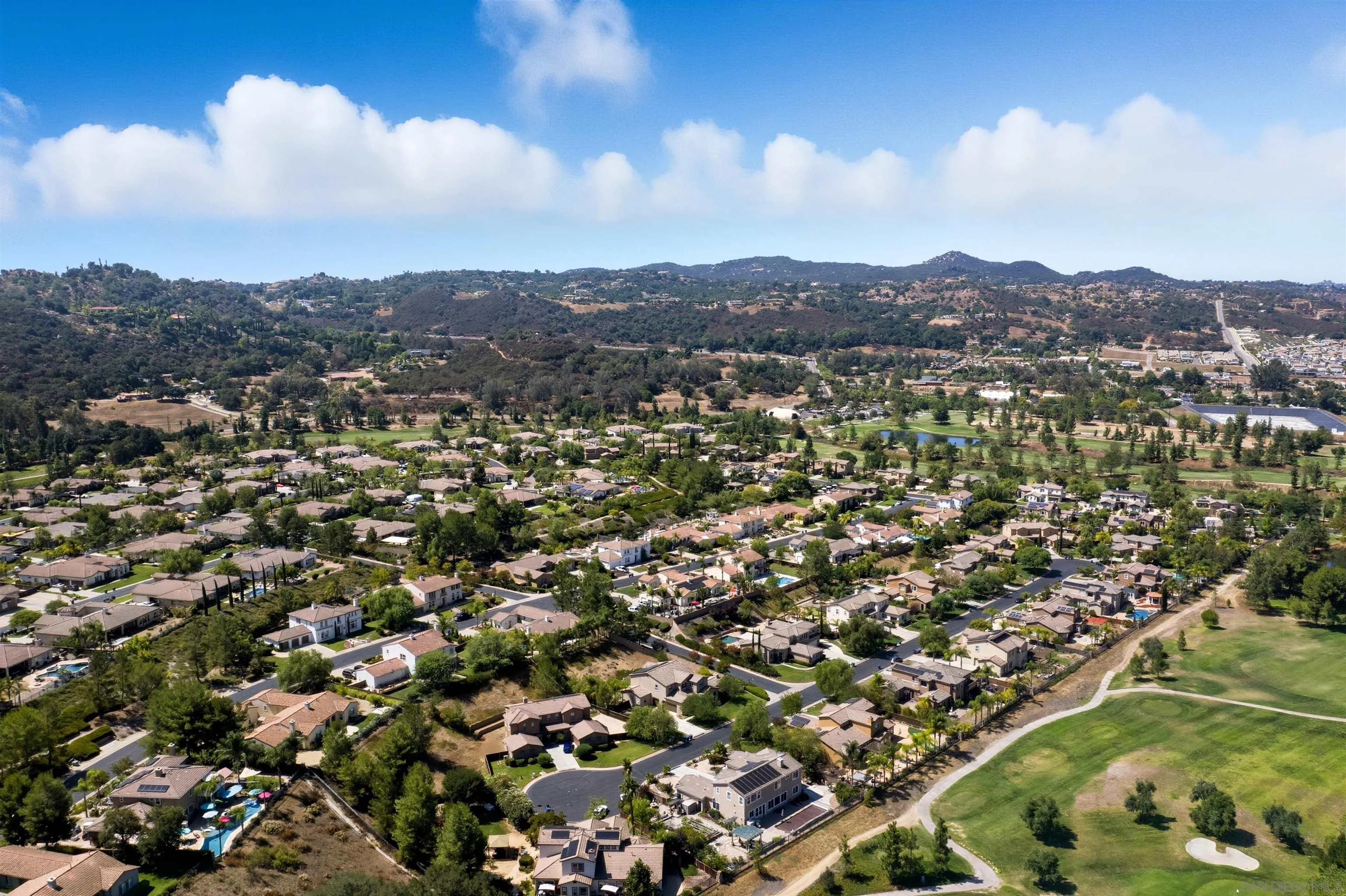 14257 Merion Circle Valley Center, CA 92082 - Photo 9 of 61