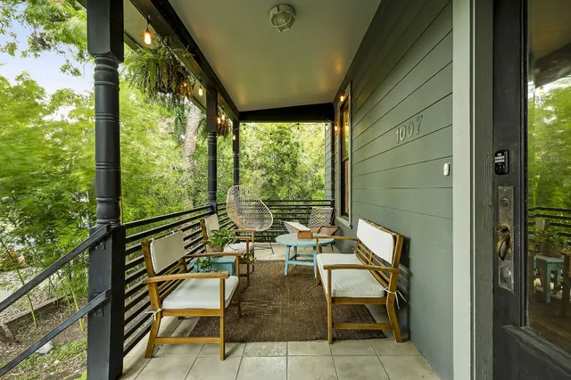 a view of an outdoor space with seating area