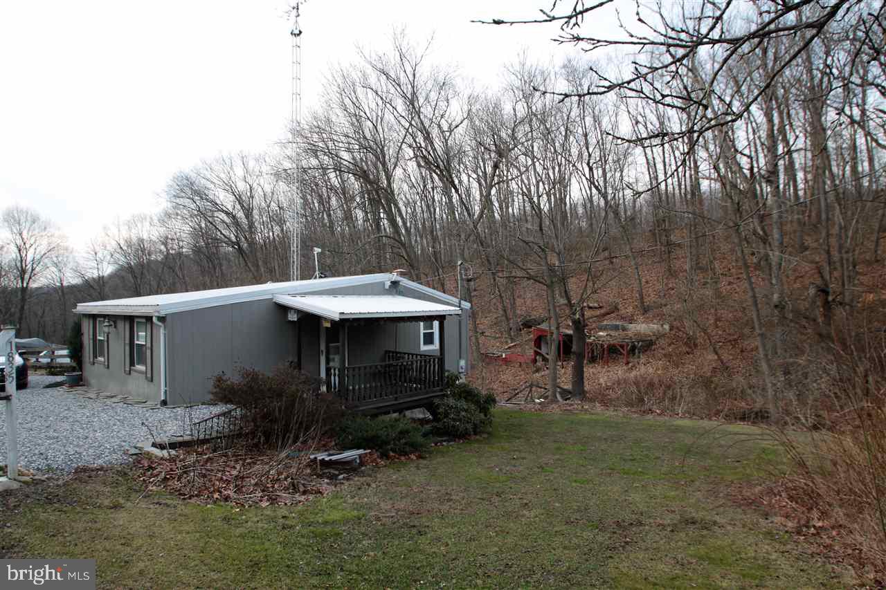 1835 Cherry Tree Road Felton, PA 17322 - Photo 2 of 24