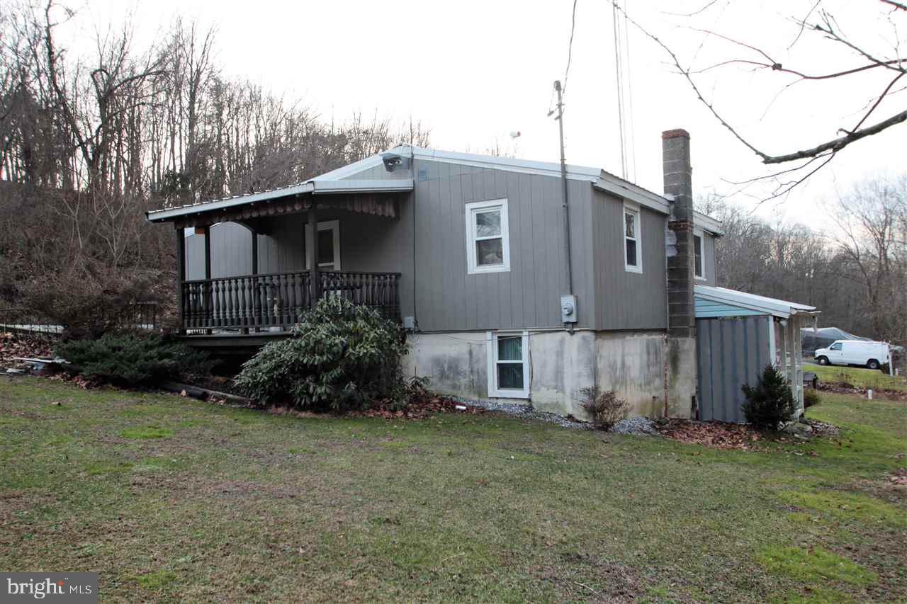 1835 Cherry Tree Road Felton, PA 17322 - Photo 3 of 24
