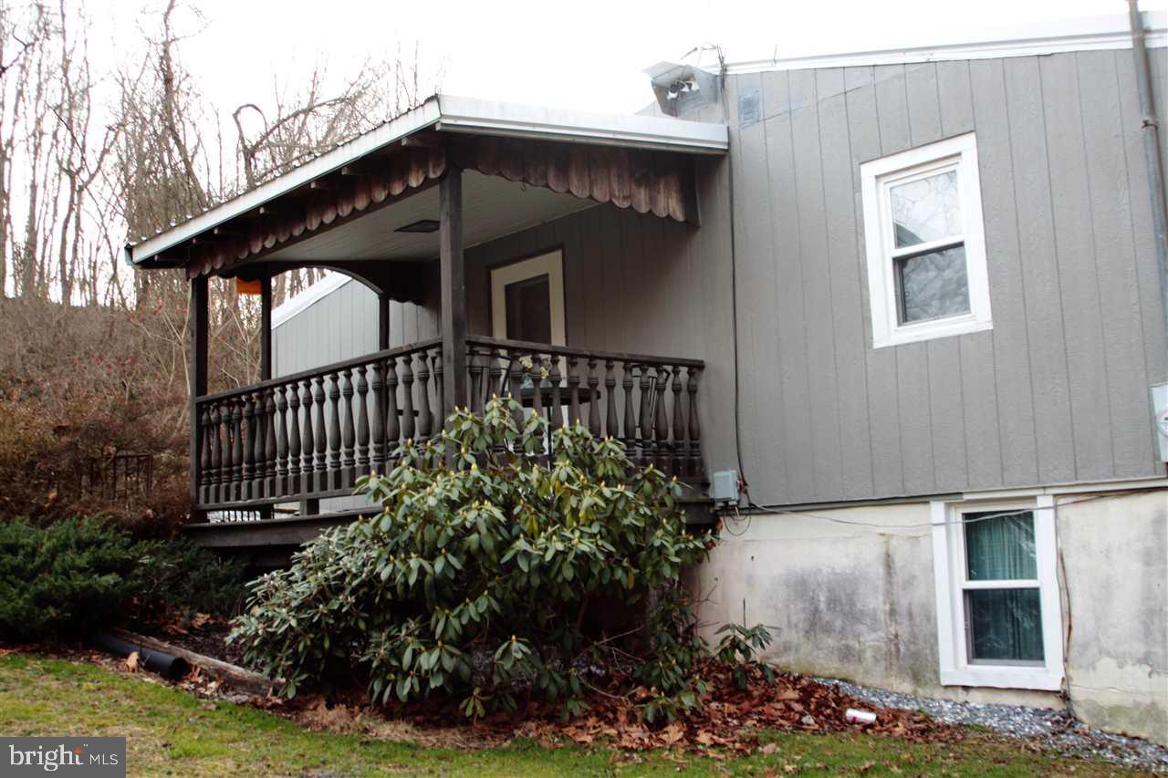 1835 Cherry Tree Road Felton, PA 17322 - Photo 4 of 24