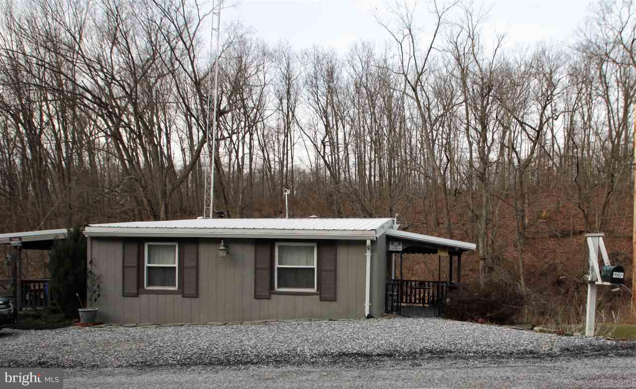 1835 Cherry Tree Road Felton, PA 17322 - Photo 5 of 24