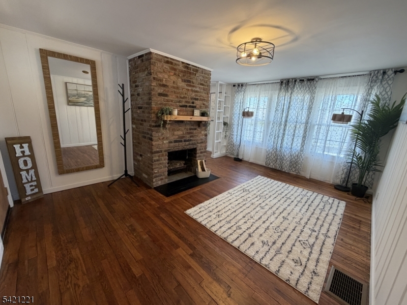 29 Oak Tree Lane Sparta, NJ 07871 - Photo 7 of 10