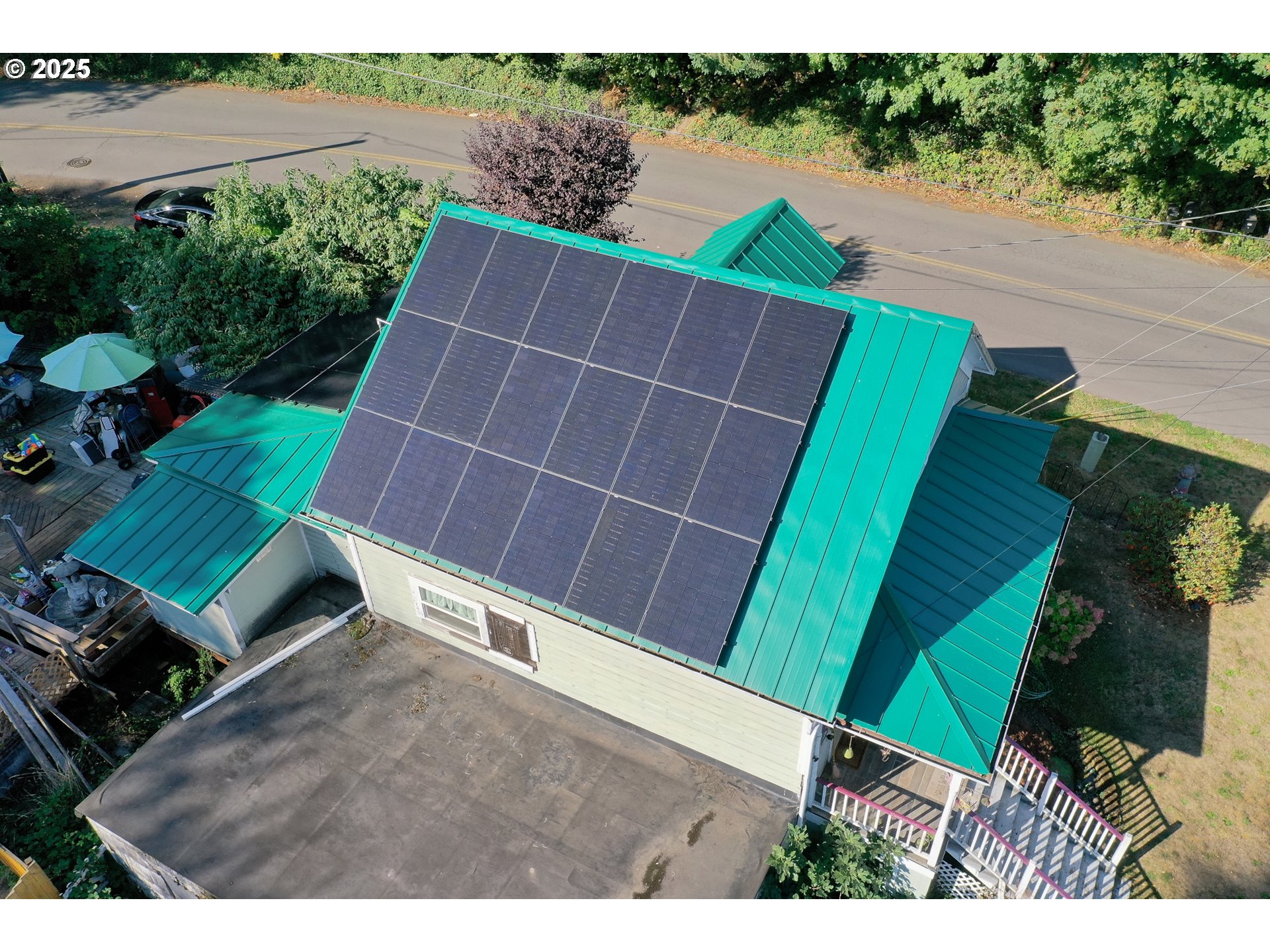 324 West F Street Rainier, OR 97048 - Photo 3 of 25 a view of an outdoor space and yard