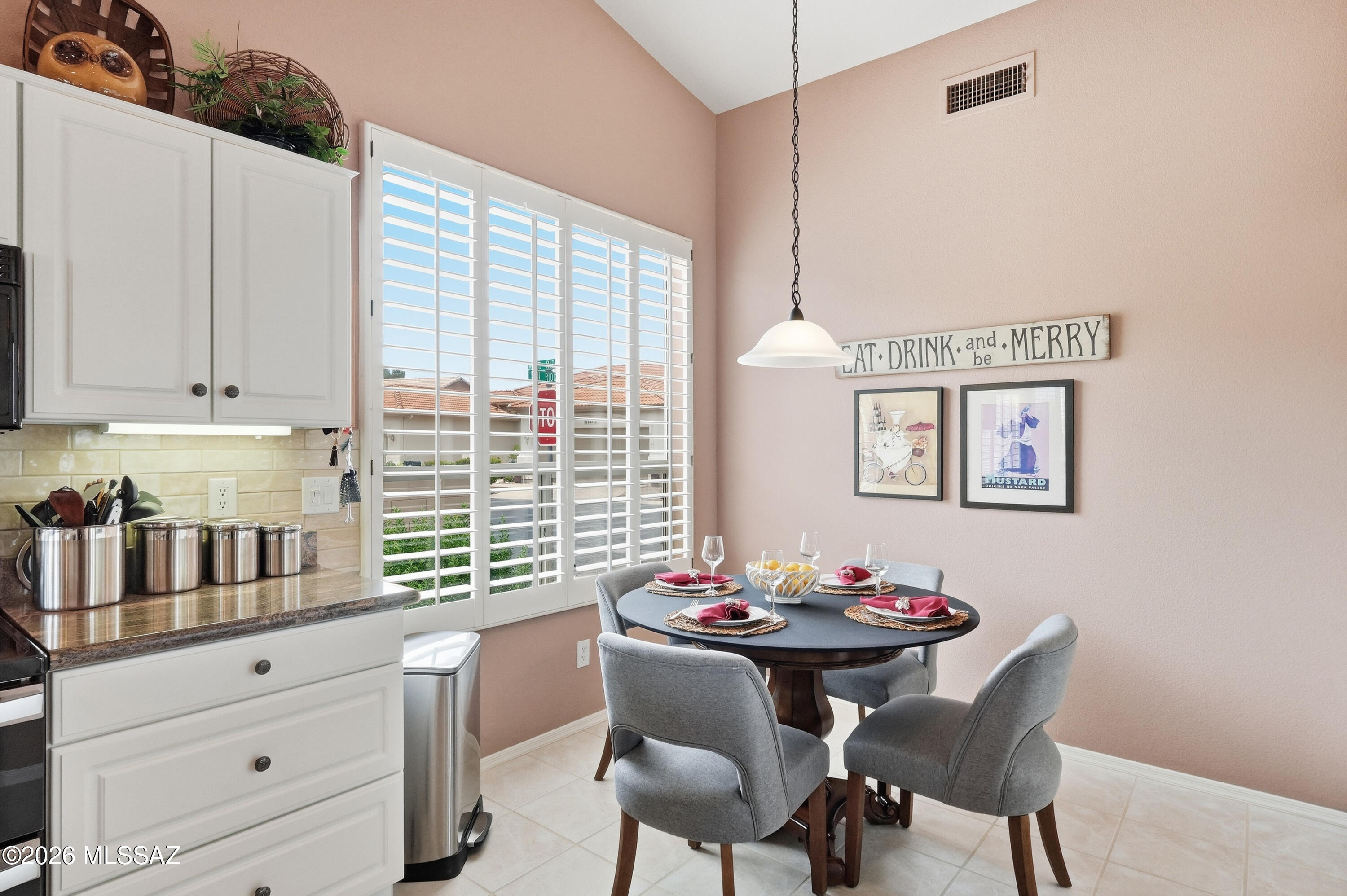 64453 East Wind Ridge Circle Tucson, AZ 85739 - Photo 6 of 28 Light & Bright Breakfast Nook