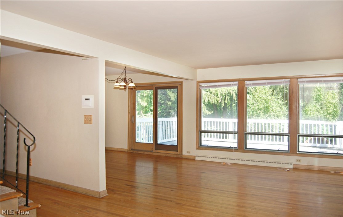 553 Garnette Road Akron, OH 44313 - Photo 4 of 26 Gallery Image 4
