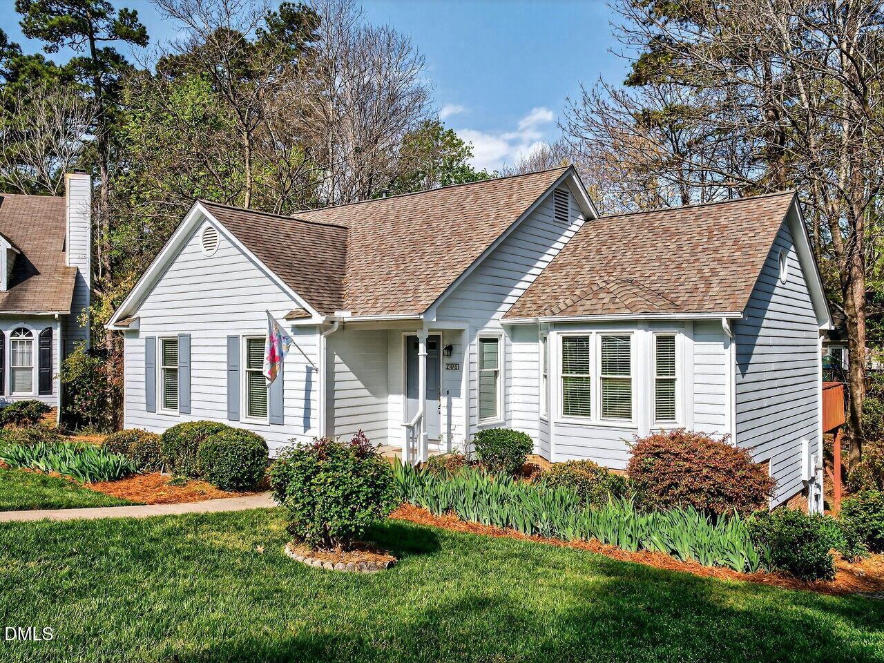 106 Majnun Lane Cary, NC 27513 - Photo 2 of 34 002-1280x960-front