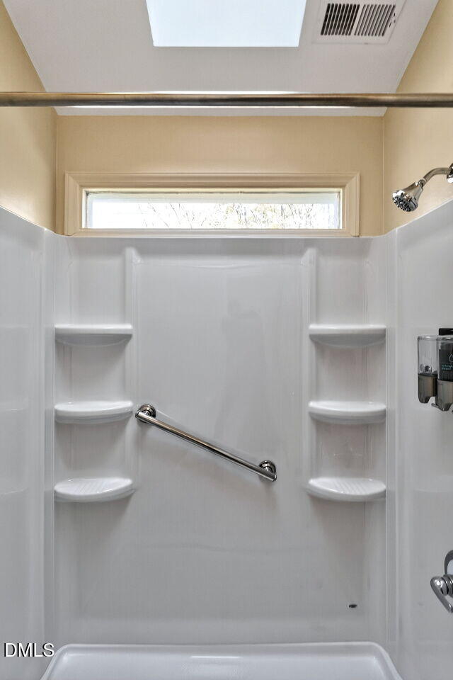 106 Majnun Lane Cary, NC 27513 - Photo 22 of 34 022-1280x960-primary-bath