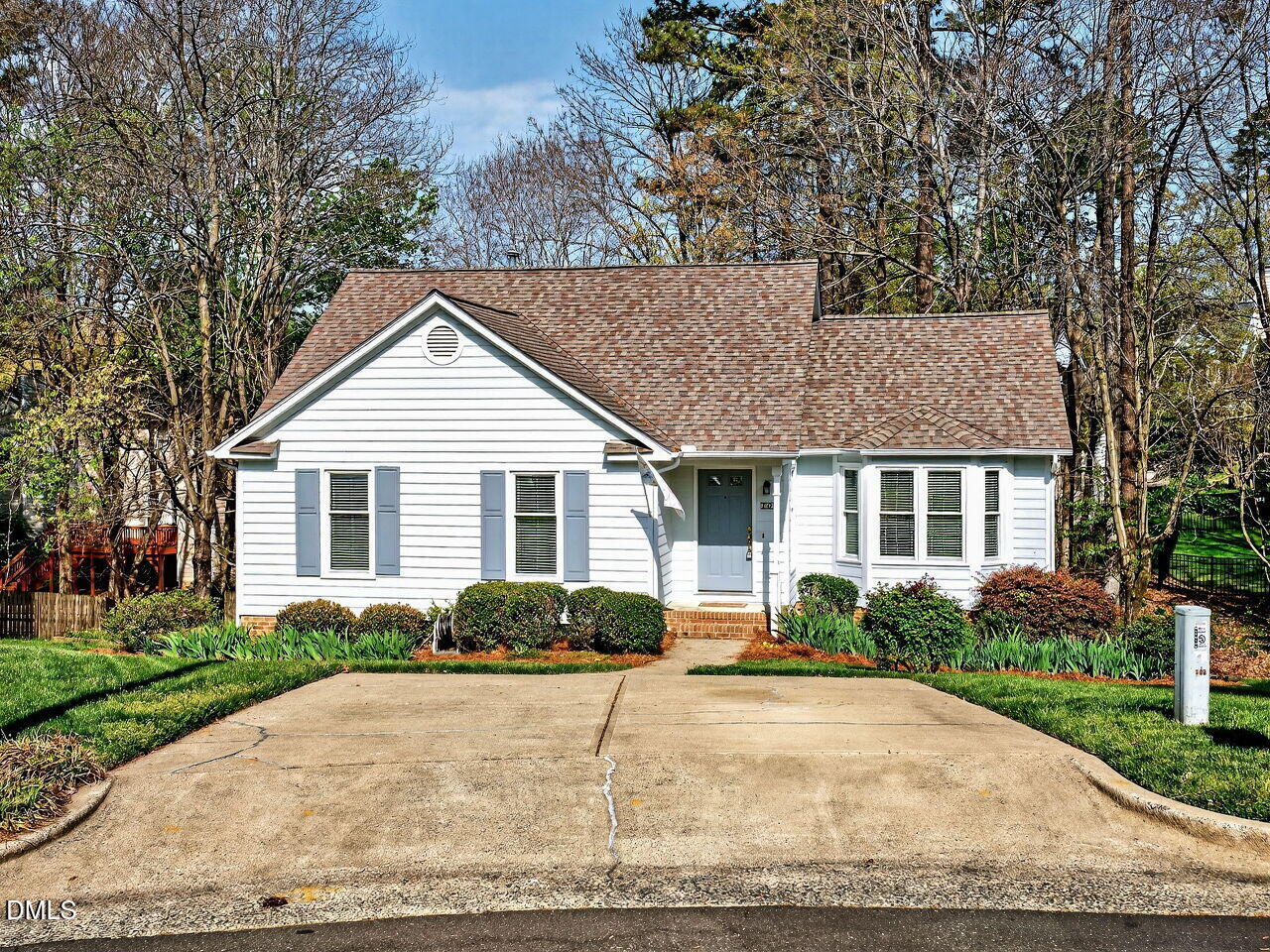 106 Majnun Lane Cary, NC 27513 - Photo 34 of 34 034-1280x960-front