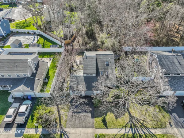 $615,000 | 521 Dorothy Place, Brick, NJ 08723