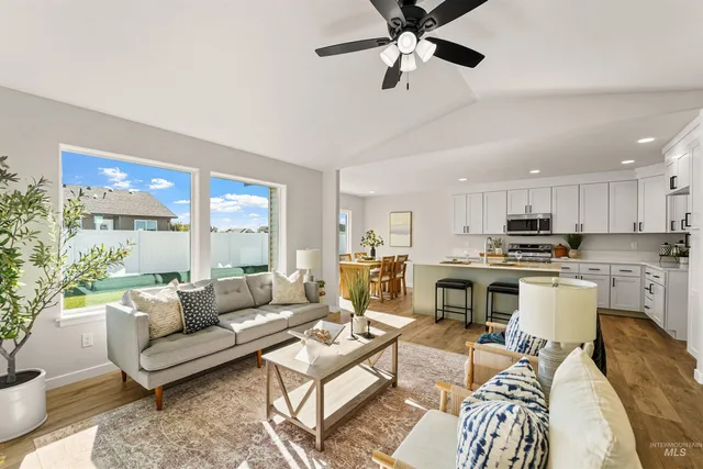 $375,999 | 435 Rock Dove Loop, Twin Falls, ID 83301