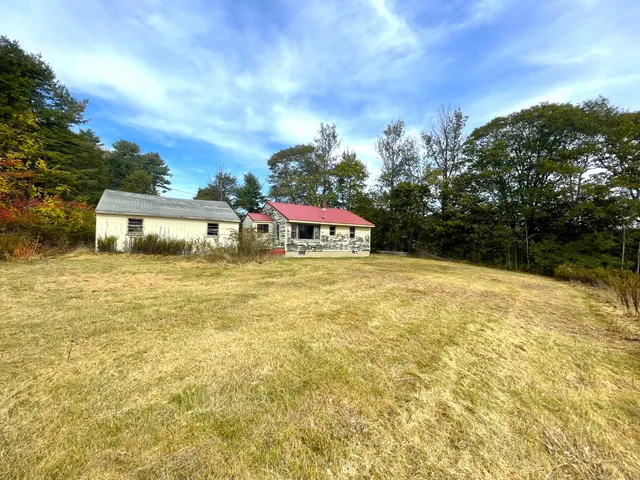 $185,000 | 2 Ready Point Road, Wiscasset, ME 04578