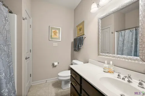 $299,000 | 7111 Village Charmant Drive, Unit 35, Baton Rouge, LA 70809
