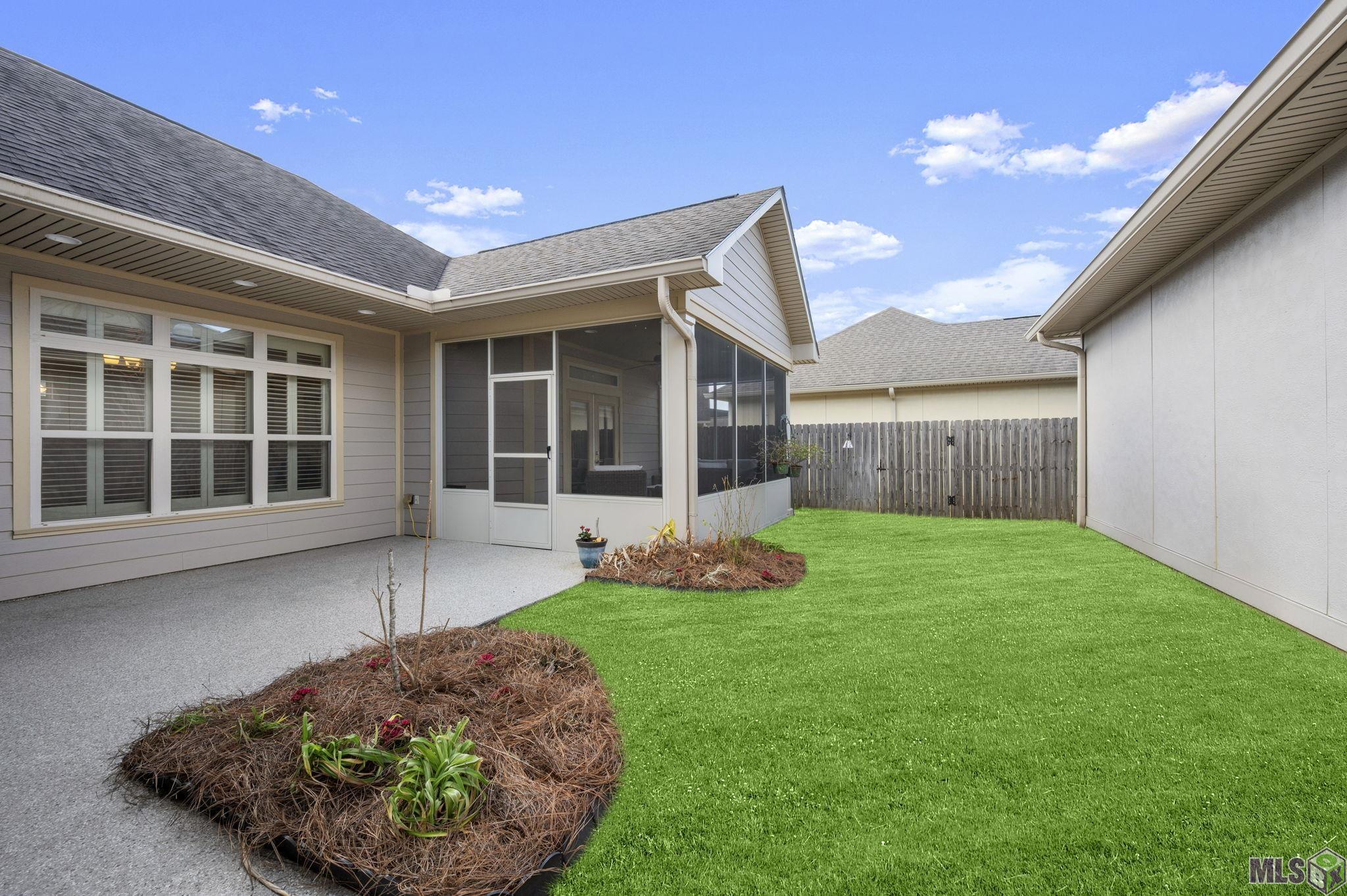 7111 Village Charmant Drive, Unit 35 Baton Rouge, LA 70809 - Photo 19 of 35