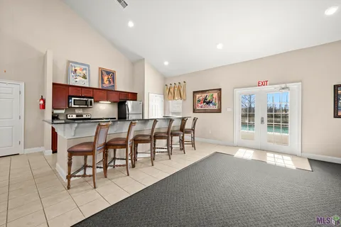 $299,000 | 7111 Village Charmant Drive, Unit 35, Baton Rouge, LA 70809