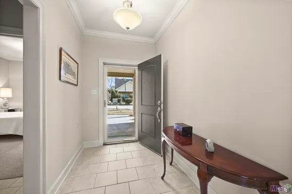 $310,000 | 7111 Village Charmant Drive, Unit 35, Baton Rouge, LA 70809