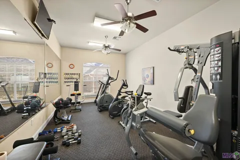 $299,000 | 7111 Village Charmant Drive, Unit 35, Baton Rouge, LA 70809
