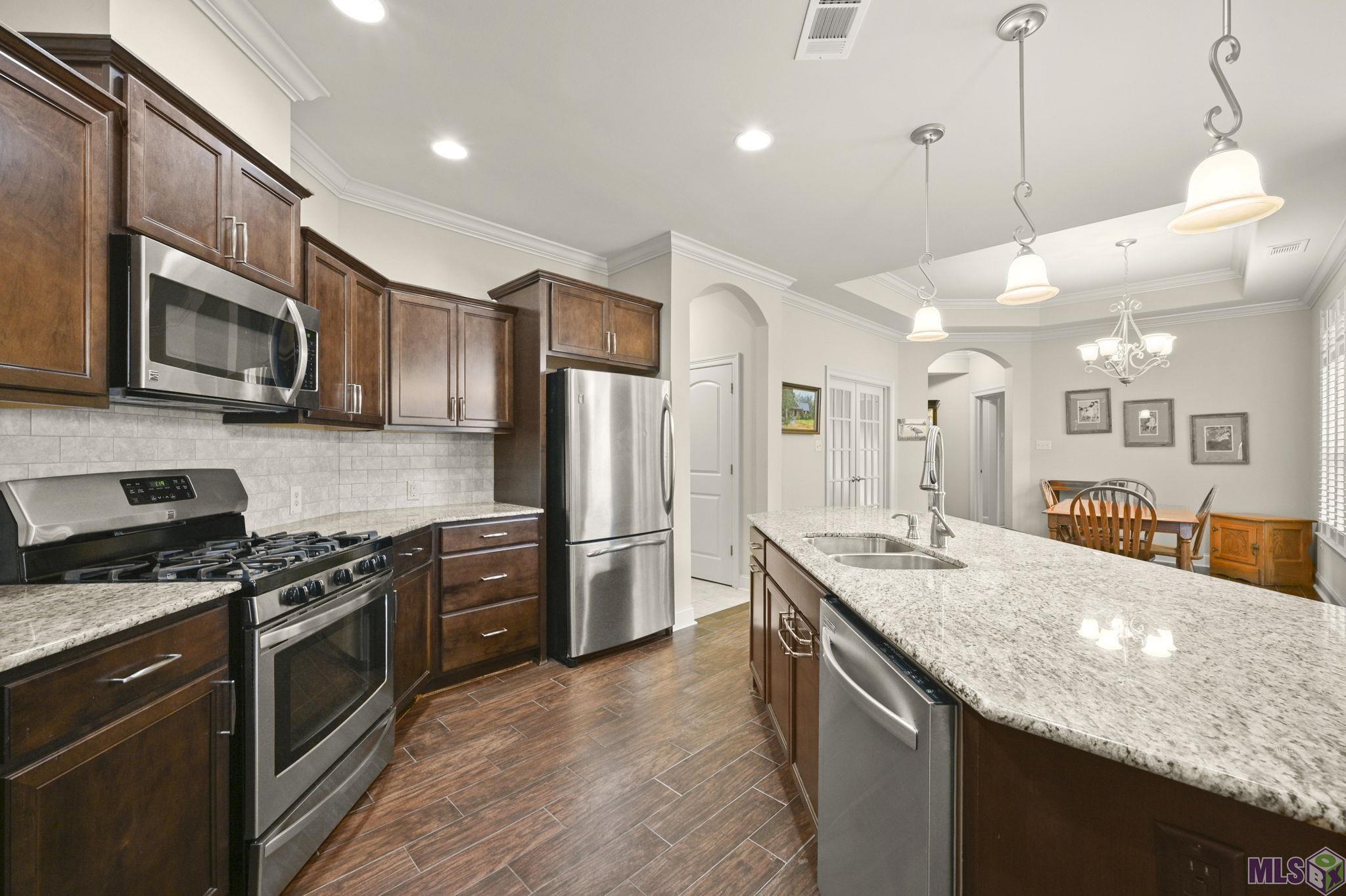 7111 Village Charmant Drive, Unit 35 Baton Rouge, LA 70809 - Photo 6 of 34