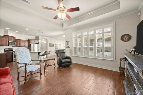 $299,000 | 7111 Village Charmant Drive, Unit 35, Baton Rouge, LA 70809