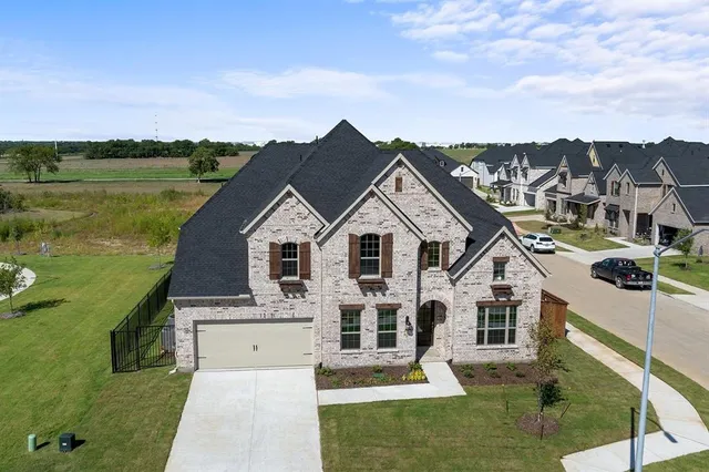 $679,990 | 16221 Daucus Drive, Justin, TX 76247