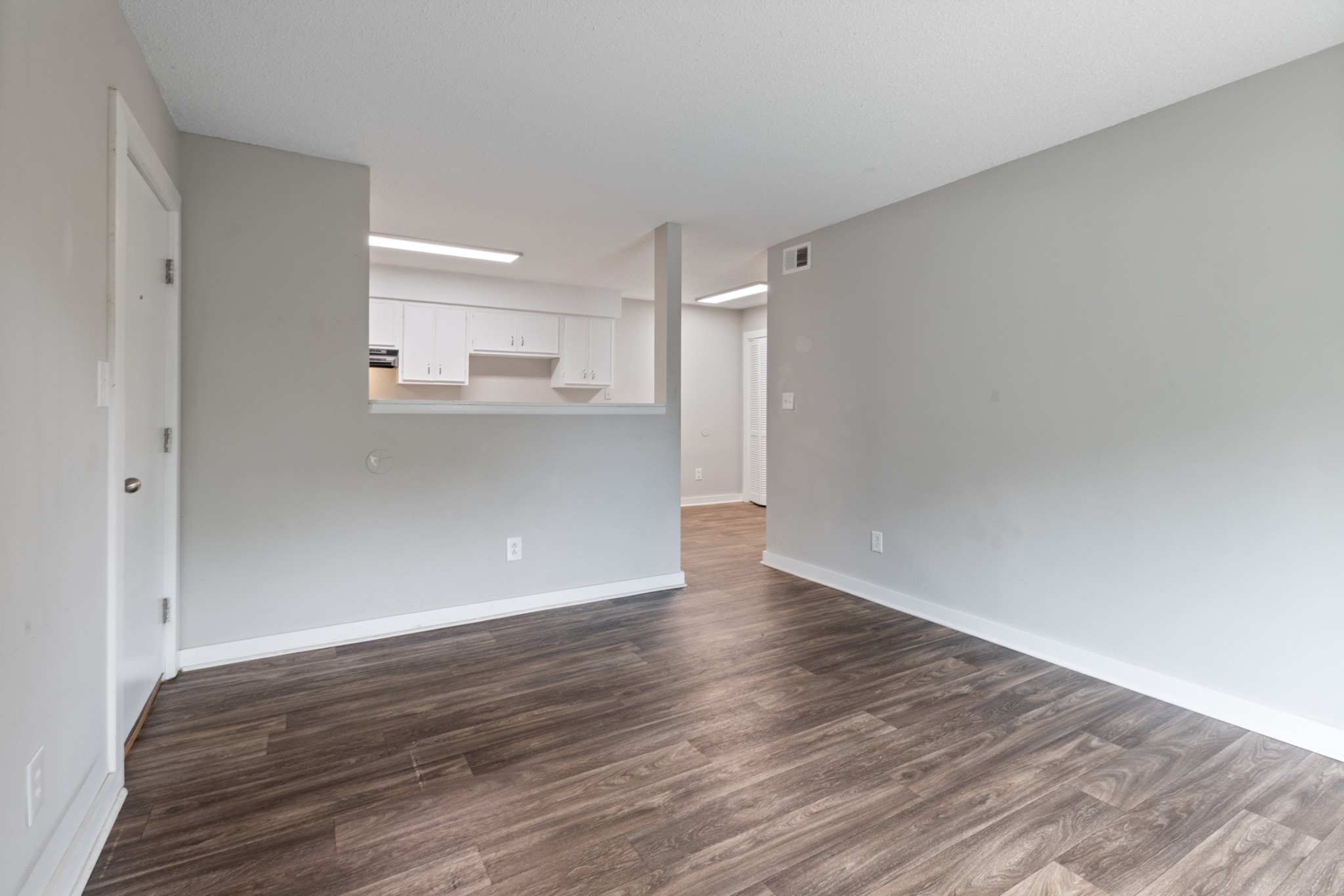 405 Spring Street, Unit B25 Dickson, TN 37055 - Photo 3 of 22