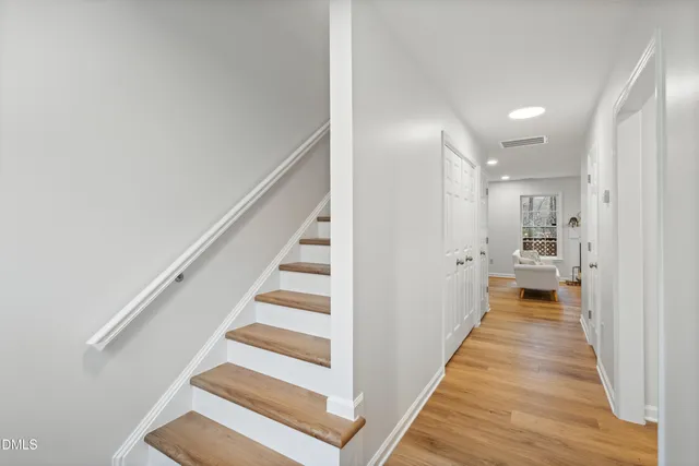 $379,900 | 136 Lake Hollow Circle, Cary, NC 27513