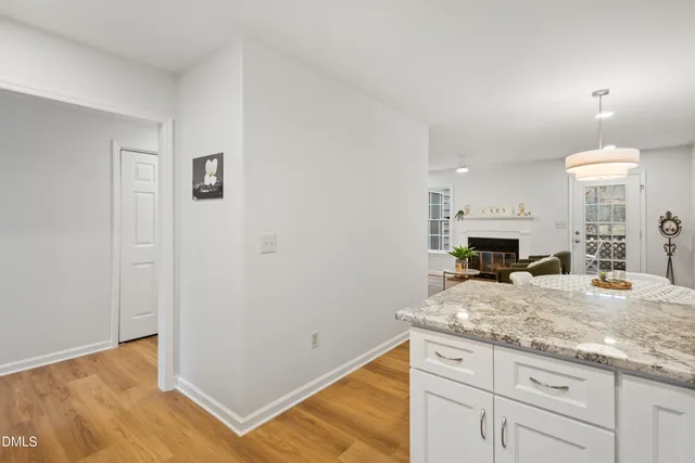 $379,900 | 136 Lake Hollow Circle, Cary, NC 27513