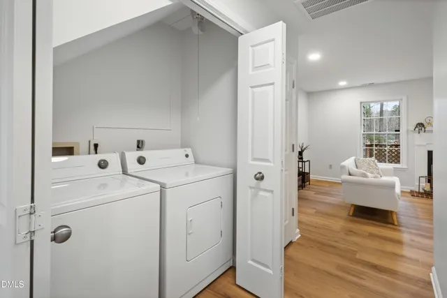 $379,900 | 136 Lake Hollow Circle, Cary, NC 27513